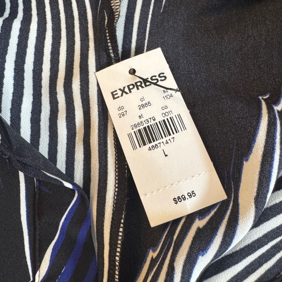 Black and White Patterned Blouse with Blue Accents - Picture 2 of 5